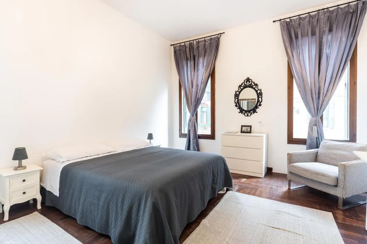 Apartament Dimora De Le Romite Wenecja