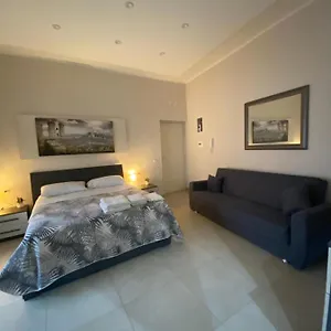 https://fondaco-house.hotels-amalfi.com